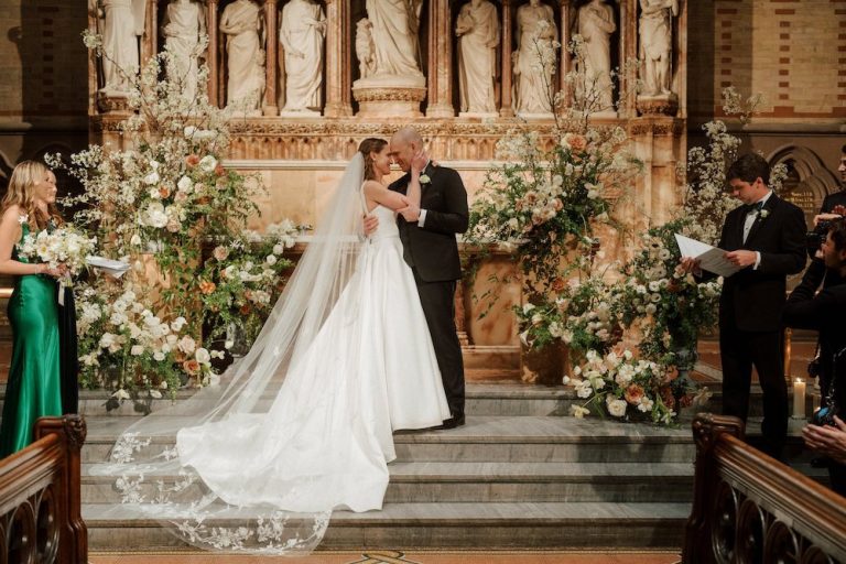 chelseasquareweddingceremony 768x512