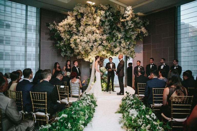 four seasons downtown wedding ceremony 768x512